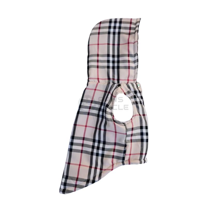 Checkered gilet for dog
