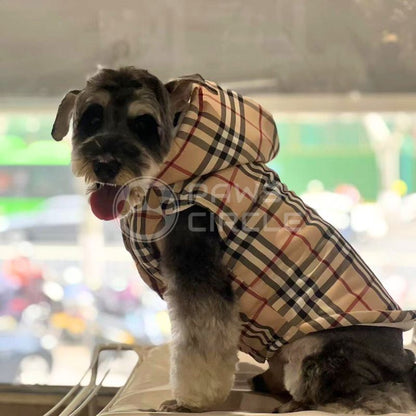 Checkered gilet for dog
