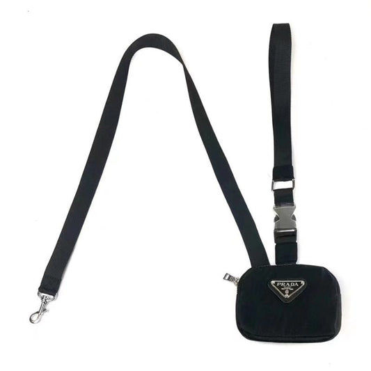 Triangle P Leash with Pouch
